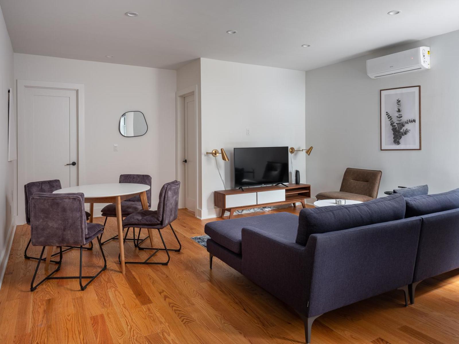 Three Bedroom Brooklynite Suite! New York Eksteriør billede